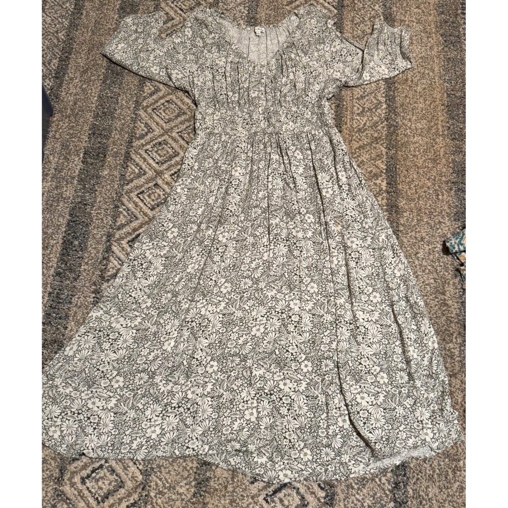 Wonderly Floral Smocked Waist Midi Dress Olive Green Cream V-Neck Size L